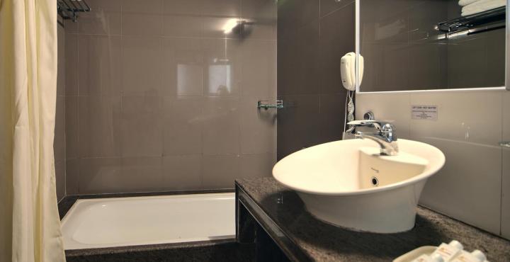 Готель Ambience Executive Pimpri-Chinchwad Екстер'єр фото