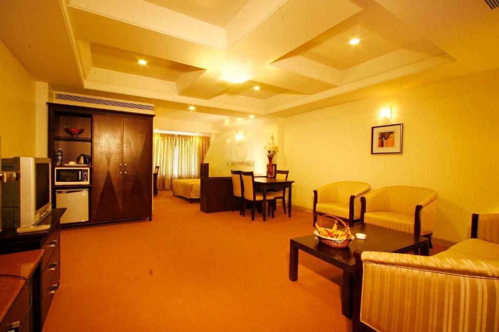 Готель Ambience Executive Pimpri-Chinchwad Номер фото